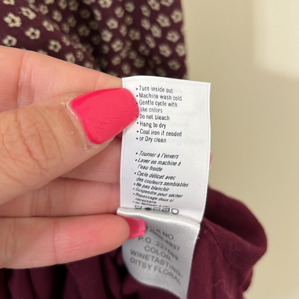 Paige Carmine Cold Shoulder Wine Tasting Ditsy Boho Floral Dress Size Medium - Picture 7 of 10